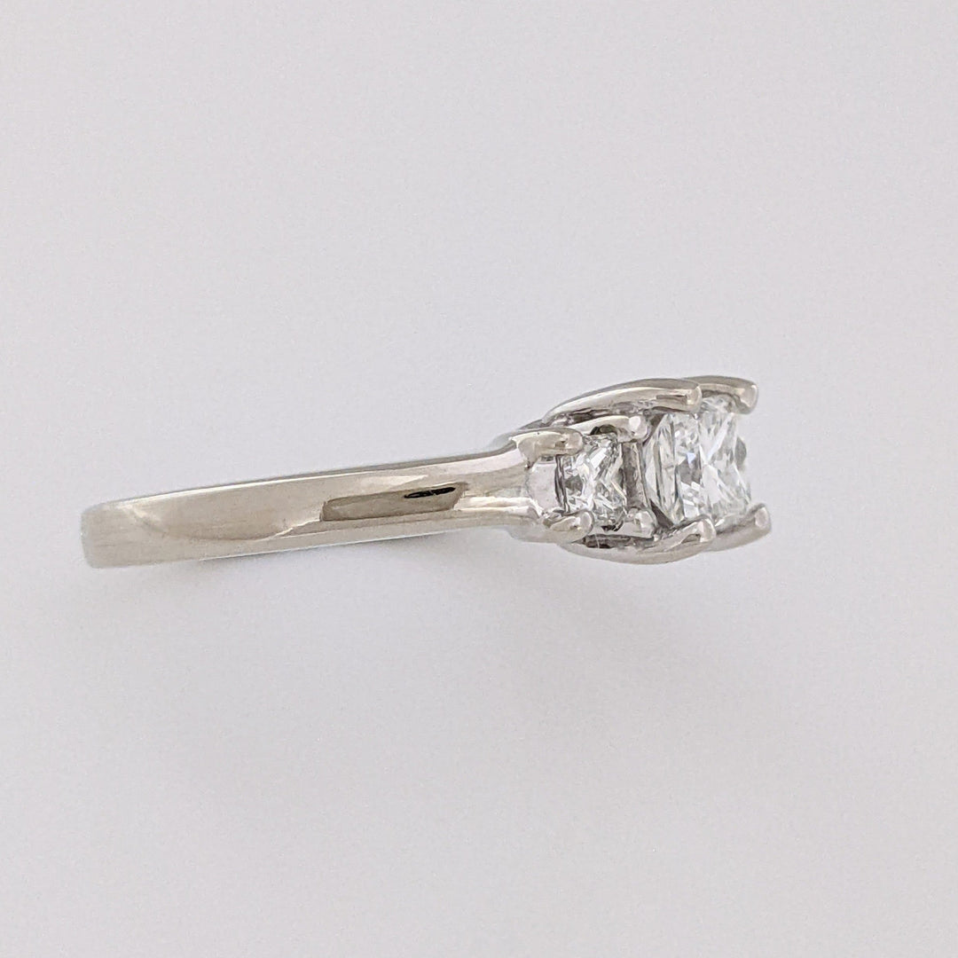 14K WHITE 1.04 CARAT TOTAL WEIGHT VS2 G DIAMOND PRINCESS CUT (3) ESTATE RING 4.4 GRAMS