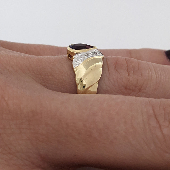 14K AMETHYST PEAR 5X7 BEZEL WITH MELEE ESTATE RING 2.8 GRAMS
