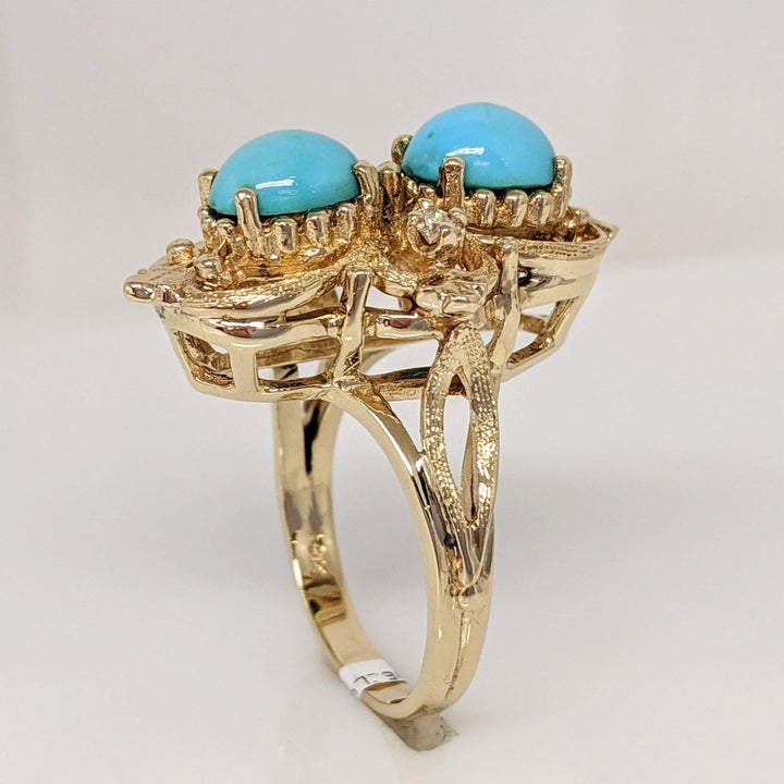 14K TURQUOISE OVAL CABACHON 6X7.5 WITH (2) MELEE ESTATE RING 8.0 GRAMS