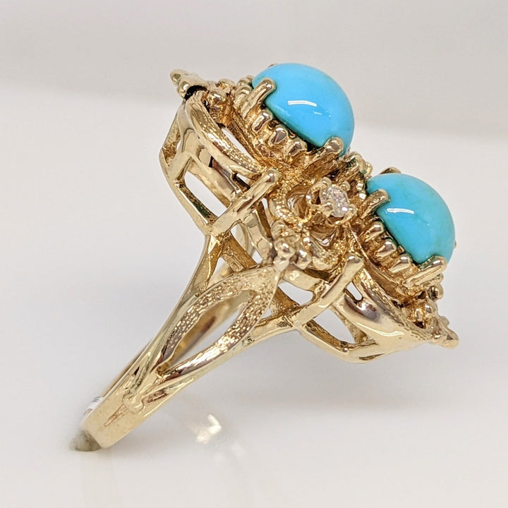 14K TURQUOISE OVAL CABACHON 6X7.5 WITH (2) MELEE ESTATE RING 8.0 GRAMS