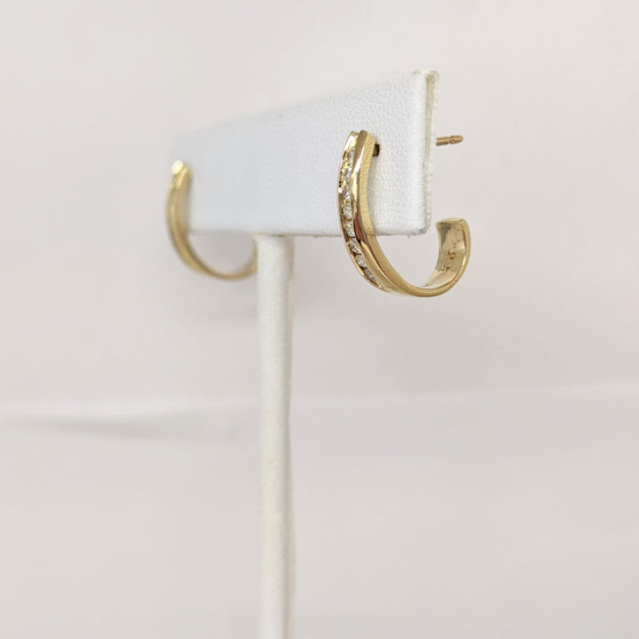 10K .20 CARAT TOTAL WEIGHT I1 K DIAMOND ROUND (16) CHANNEL SET ESTATE J-HOOP EARRINGS 2.3 GRAMS