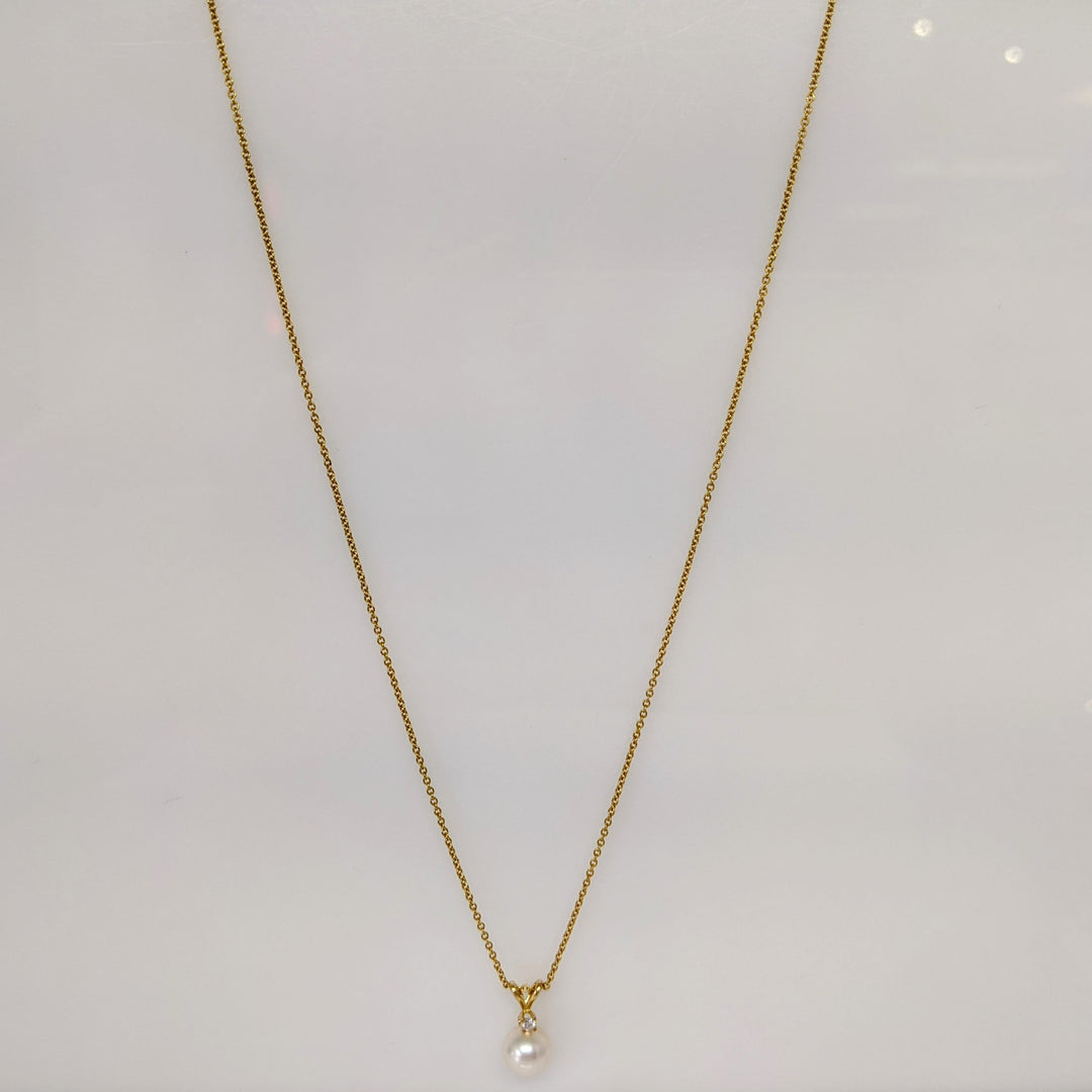 14K PEARL ROUND 6.7MM WITH MELEE ESTATE PENDANT & CHAIN 1.6 GRAMS