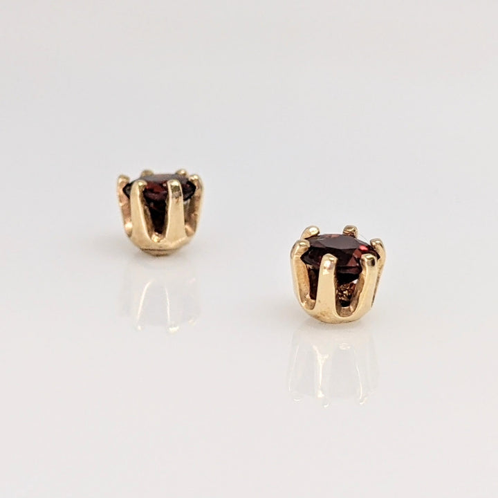 14K GARNET ROUND 4MM ESTATE STUD EARRINGS 0.9 GRAMS