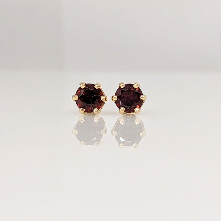 14K GARNET ROUND 4MM ESTATE STUD EARRINGS 0.9 GRAMS