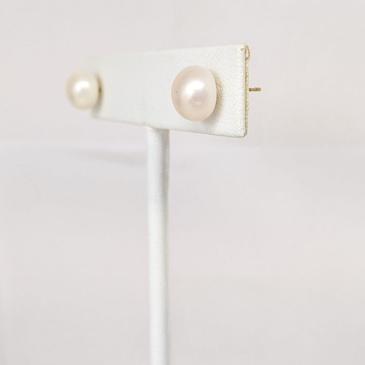 14K PEARL BUTTON 8.5MM STUD ESTATE EARRINGS 1.5 GRAMS