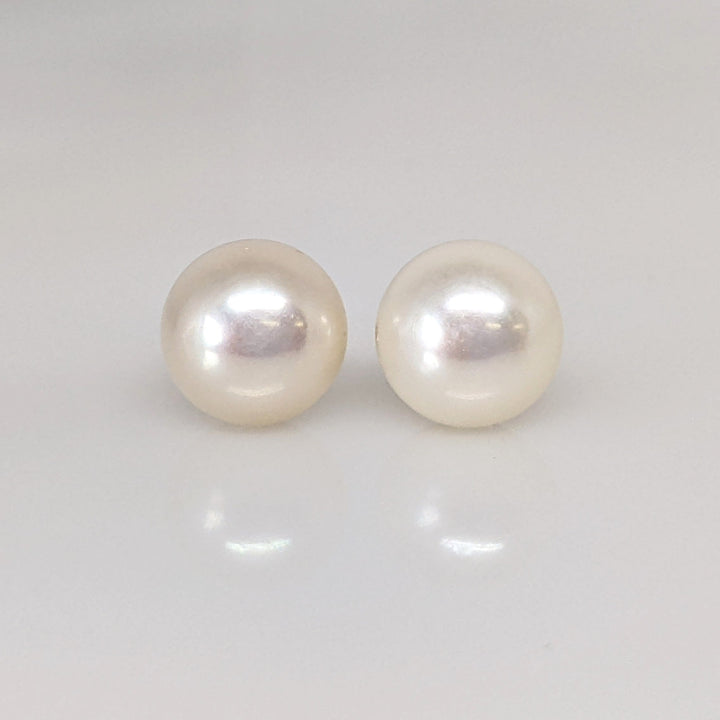 14K PEARL BUTTON 8.5MM STUD ESTATE EARRINGS 1.5 GRAMS