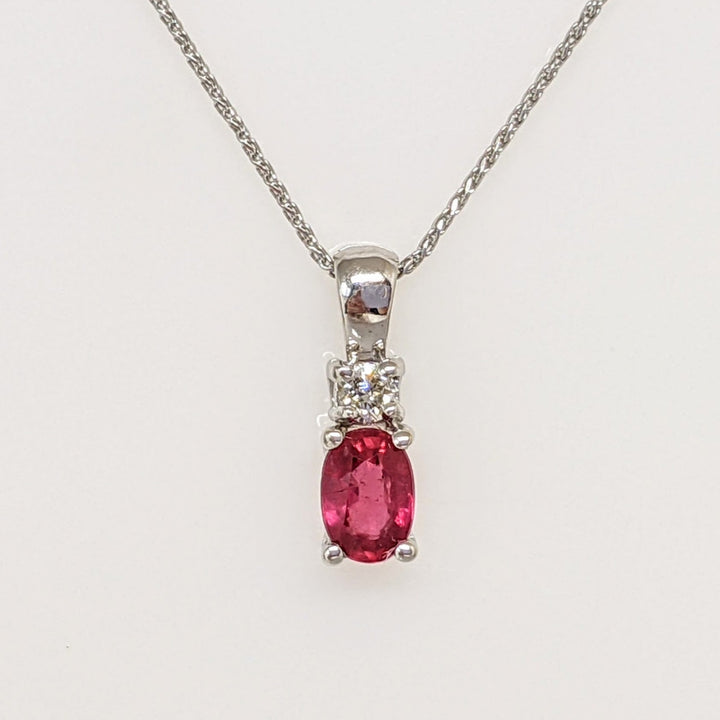 14K WHITE RUBY "AA" OVAL 4X6 WITH .07 CARAT TOTAL DIAMOND ROUND ESTATE PENDANT & CHAIN 2.3 GRAMS