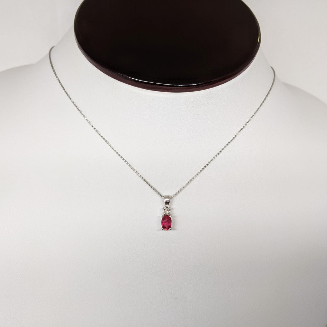 14K WHITE RUBY "AA" OVAL 4X6 WITH .07 CARAT TOTAL DIAMOND ROUND ESTATE PENDANT & CHAIN 2.3 GRAMS