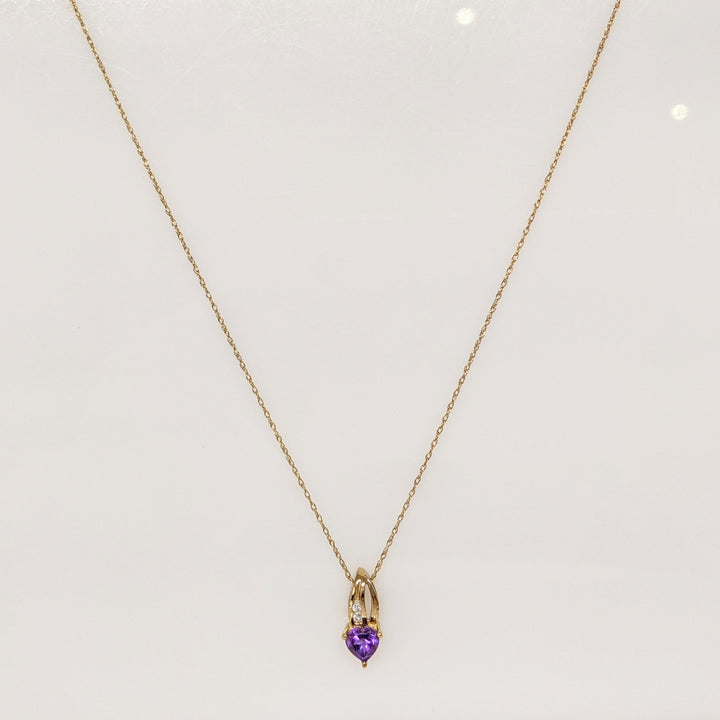 10K AMETHYST HEART 5MM WITH (2) CUBIC ZIRCONIA ESTATE PENDANT & CHAIN 1.0 GRAMS