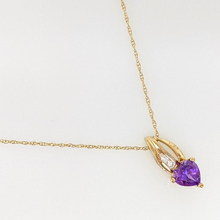 10K AMETHYST HEART 5MM WITH (2) CUBIC ZIRCONIA ESTATE PENDANT & CHAIN 1.0 GRAMS