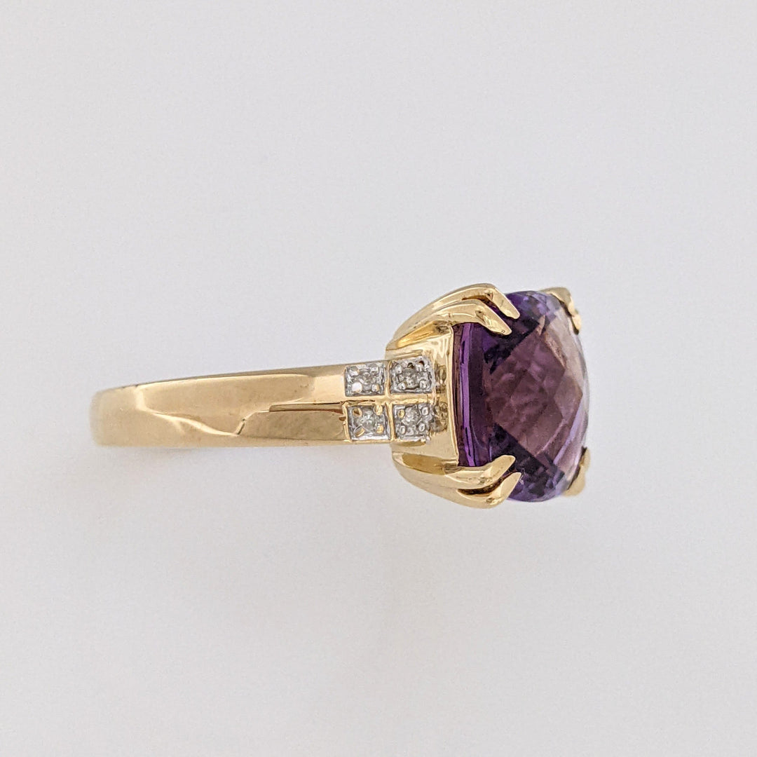 14K AMETHYST CUSHION CUT 10MM WITH (4) MELEE ESTATE RING 4.6 GRAMS