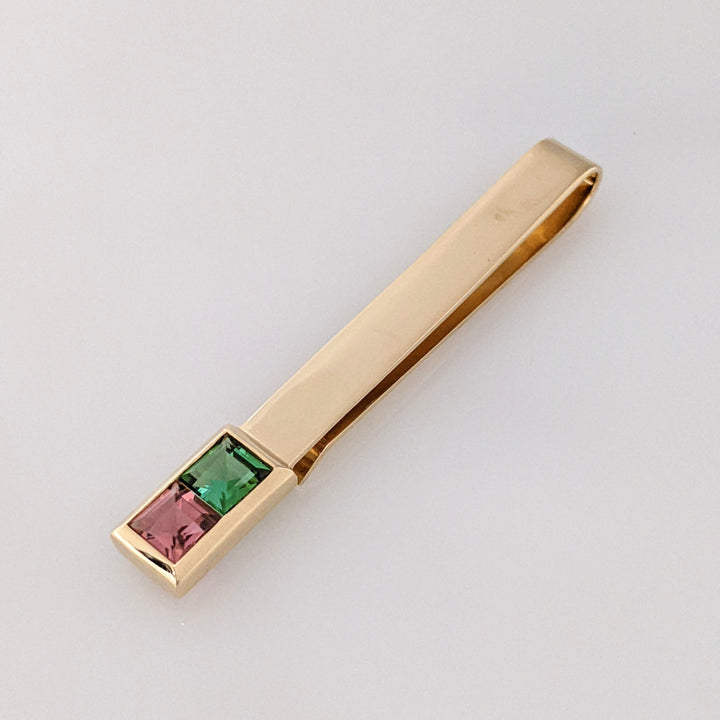 14K PINK/ GREEN TOURMALINE PRINCESS CUT 5MM ESTATE TIE TAC 5.8 GRAMS