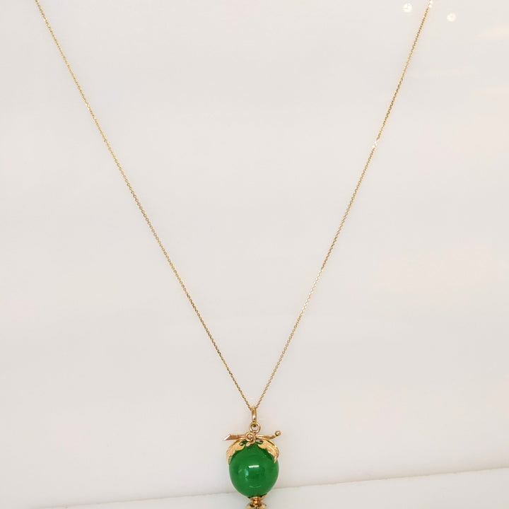 14K JADE GREEN APPLE ESTATE PENDANT & CHAIN 5.3 GRAMS
