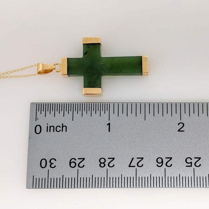 14K JADE GREEN CROSS WITH GOLD TRIM ESTATE PENDANT & CHAIN 4.2 GRAMS