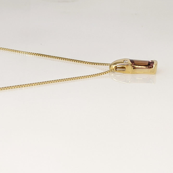 18K PINK TOURMALINE EMERALD CUT 5X8 WITH MELEE ESTATE PENDANT & 14K CHAIN 3.1 GRAMS