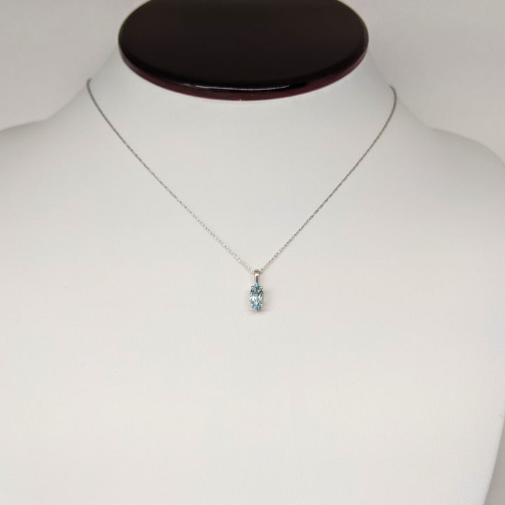 14K WHITE AQUAMARINE MARQUISE 4X8 ESTATE PENDANT & CHAIN 0.9 GRAMS