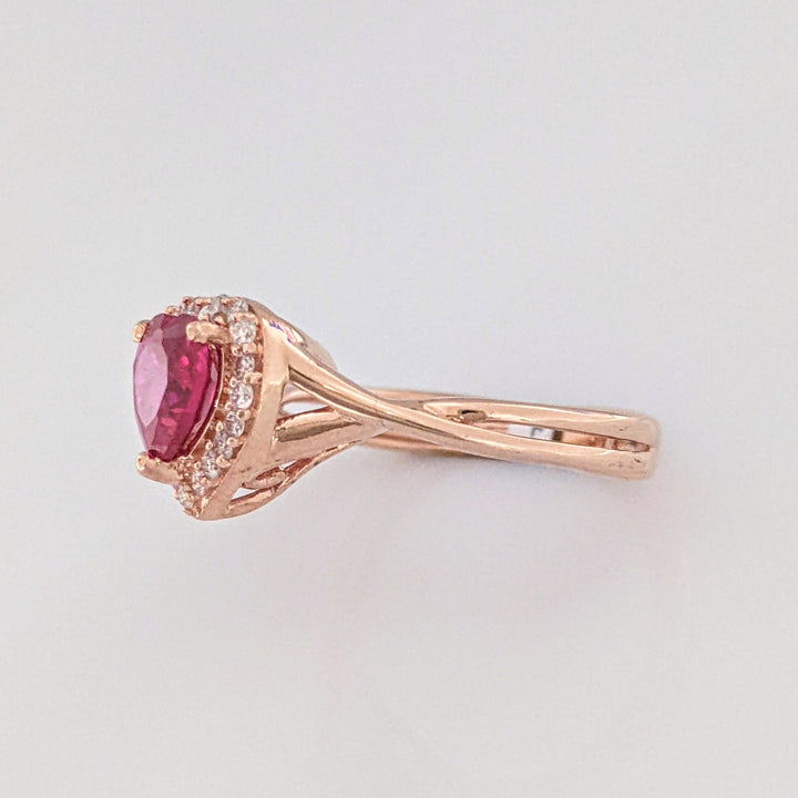 14K ROSE SYNTHETIC RUBY HEART 6MM WTIH (20) MELEE ESTATE RING 2.4 GRAMS