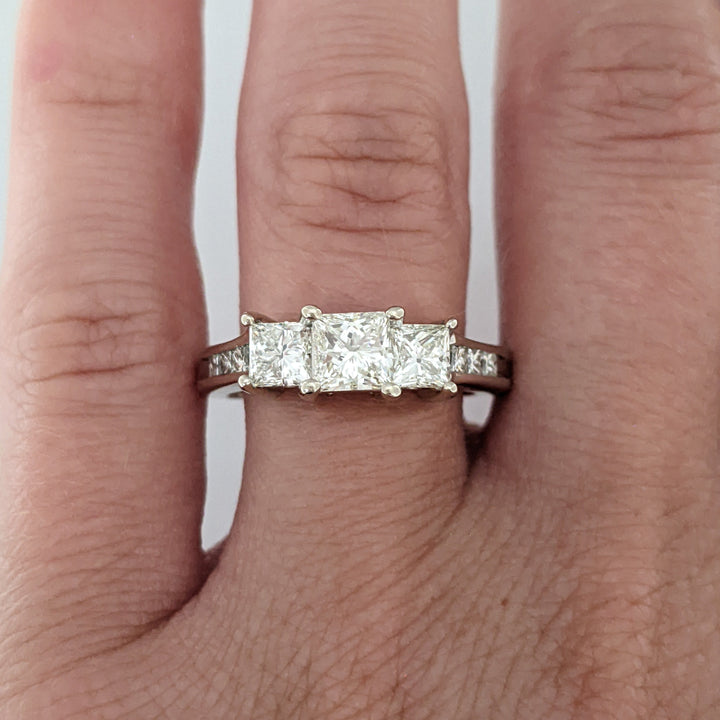 14K WHITE 1.51 CARAT TOTAL WEIGHT VS2 I-J DIAMOND PRINCESS CUT (9) ESTATE TRINITY RING 5.1 GRAMS