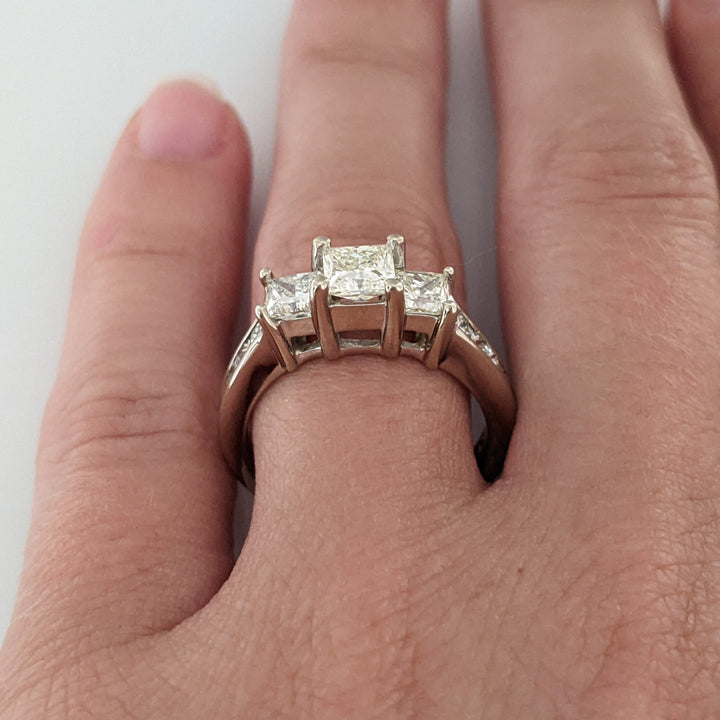 14K WHITE 1.51 CARAT TOTAL WEIGHT VS2 I-J DIAMOND PRINCESS CUT (9) ESTATE TRINITY RING 5.1 GRAMS