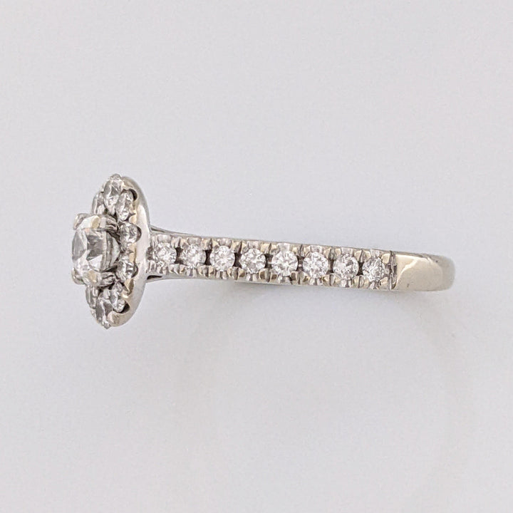 14K WHITE .62 CARAT TOTAL WEIGHT I1 G DIAMOND ROUND (27) " FIRST LIGHT" ESTATE RING 3.5 GRAMS