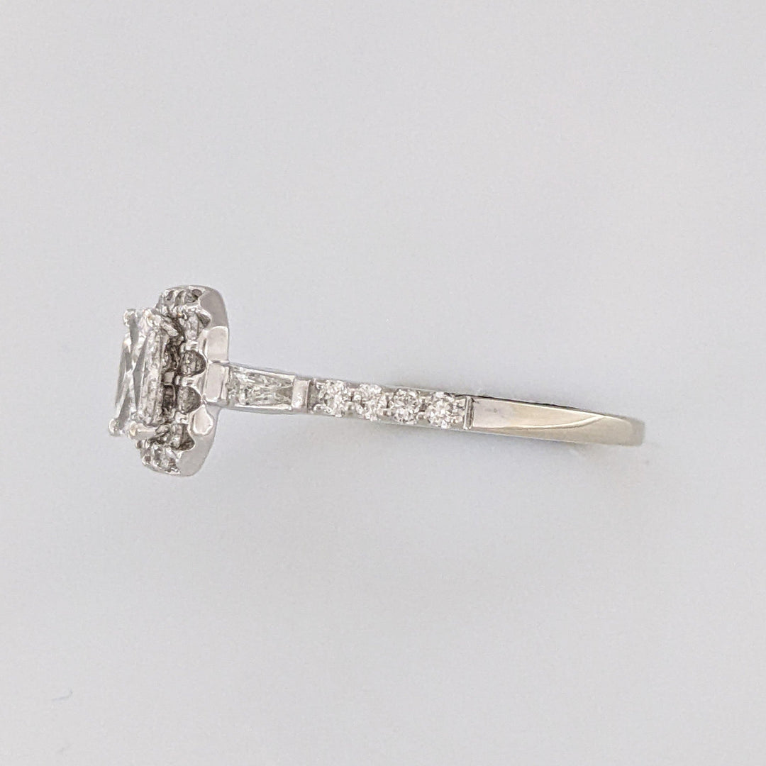 14K WHITE .80 CARAT TOTAL WEIGHT SI1 H-I DIAMOND TRILLION (6) ROUND (22) ESTATE RING 3.6 GRAMS