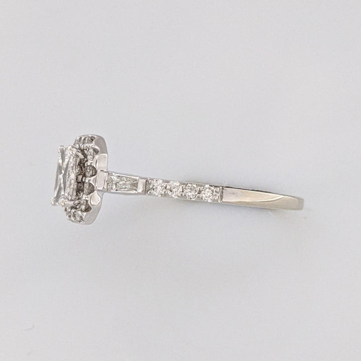 14K WHITE .80 CARAT TOTAL WEIGHT SI1 H-I DIAMOND TRILLION (6) ROUND (22) ESTATE RING 3.6 GRAMS