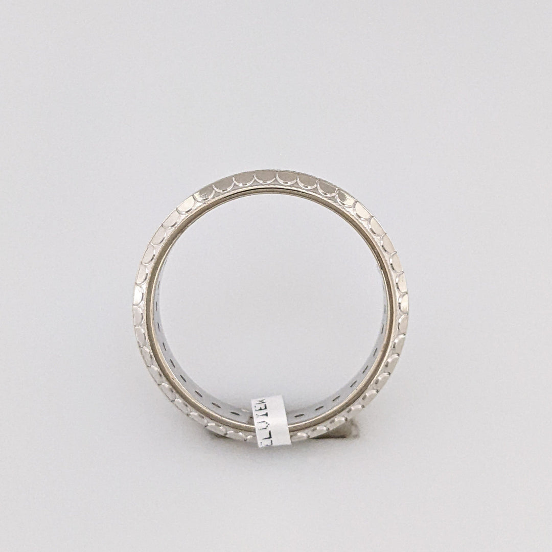 14K WHITE .33 CARAT TOTAL WEIGHT SI1 G DIAMOND ROUND (33) ESTATE ETERNITY BAND 3.6 GRAMS