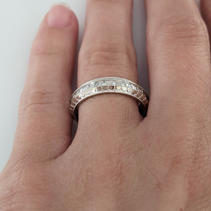 14K WHITE .33 CARAT TOTAL WEIGHT SI1 G DIAMOND ROUND (33) ESTATE ETERNITY BAND 3.6 GRAMS