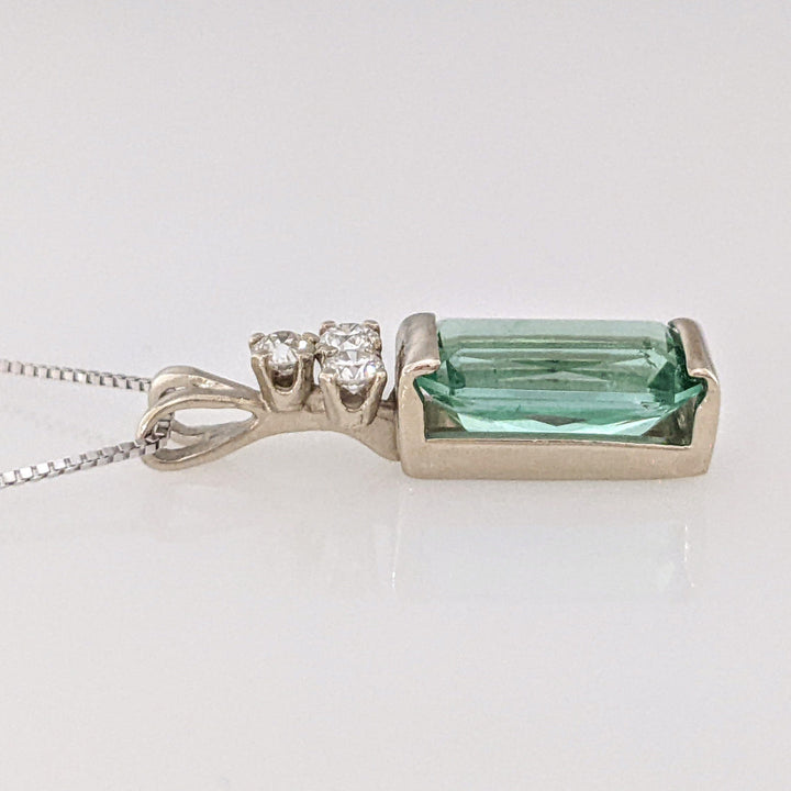 14K WHITE GREEN TOURMALINE EMERALD CUT 2.98 CARAT TOTAL WITH .15 DIAMOND TOTAL WEIGHT ESTATE PENDANT & CHAIN