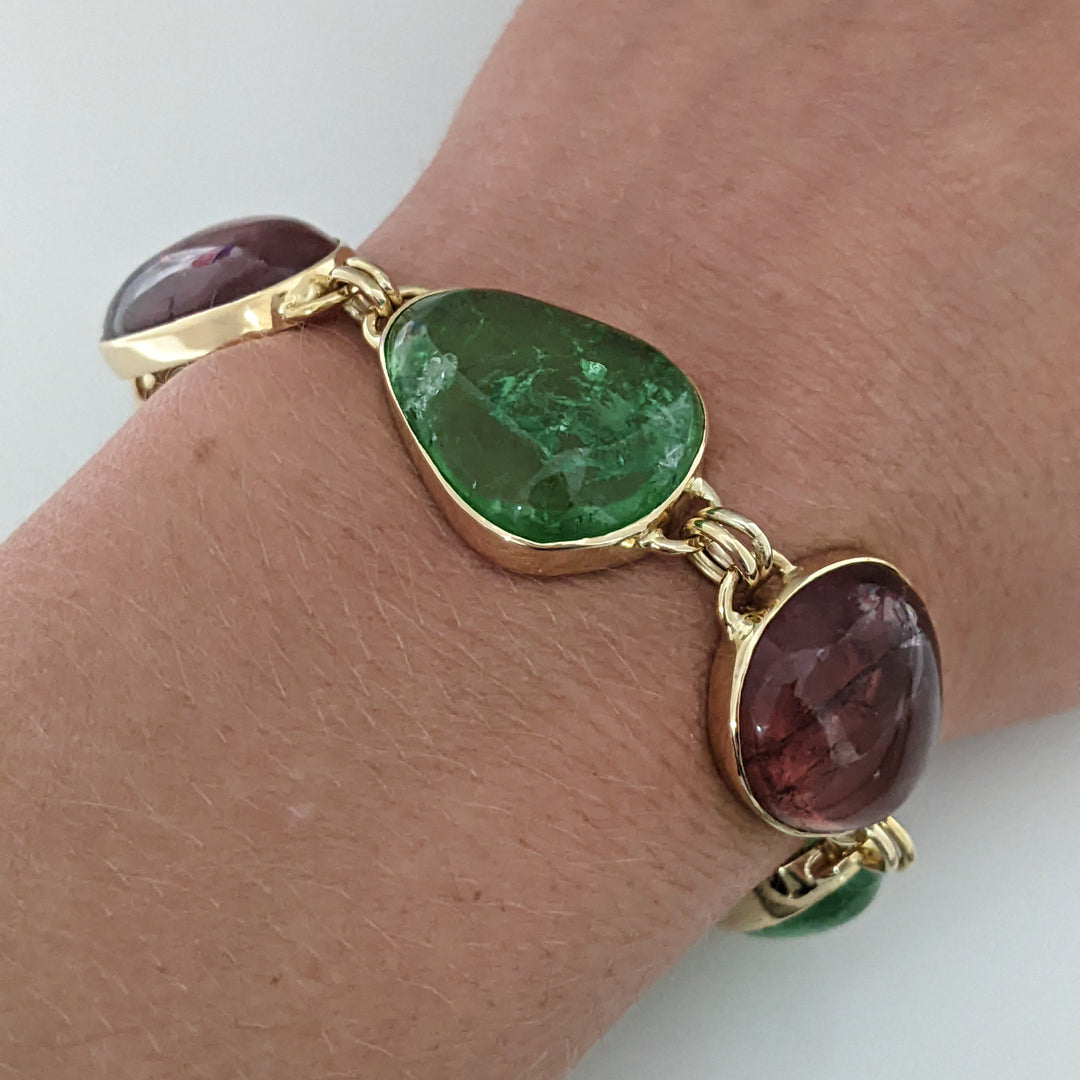 18K PINK/GREEN TOURMALINE FREE FORM CABACHON ESTATE BRACELET 34.1 GRAMS