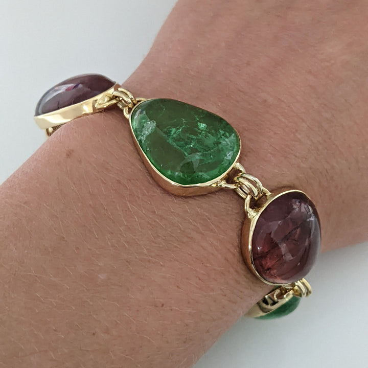 18K PINK/GREEN TOURMALINE FREE FORM CABACHON ESTATE BRACELET 34.1 GRAMS