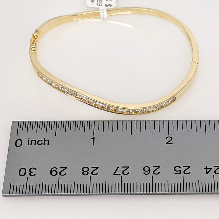 14K 1.04 CARAT TOTAL WEIGHT SI1-2 I-K DIAMOND ROUND (23) CHANNEL SET ESTATE BANGLE 12.6 GRAMS