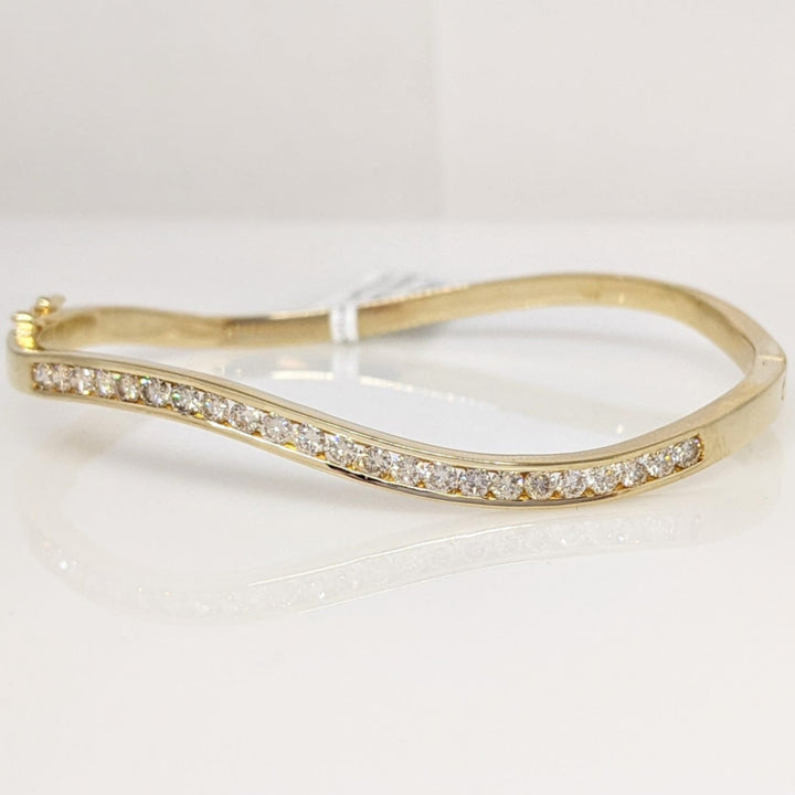 14K 1.04 CARAT TOTAL WEIGHT SI1-2 I-K DIAMOND ROUND (23) CHANNEL SET ESTATE BANGLE 12.6 GRAMS