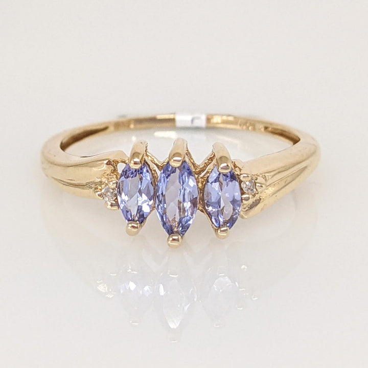 10K TANZANITE MARQUISE (3) WITH (2) MELEE ESTATE RING 1.5 GRAMS