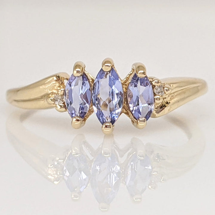 10K TANZANITE MARQUISE (3) WITH (2) MELEE ESTATE RING 1.5 GRAMS
