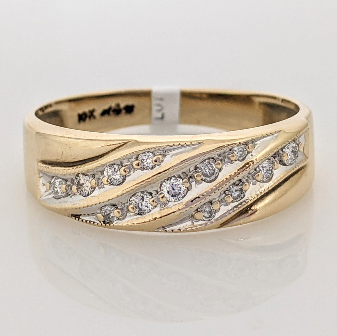 10K .20 CARAT TOTAL WEIGHT I1 I DIAMOND ROUND (13) 3-ROW ESTATE BAND 3.5 GRAMS