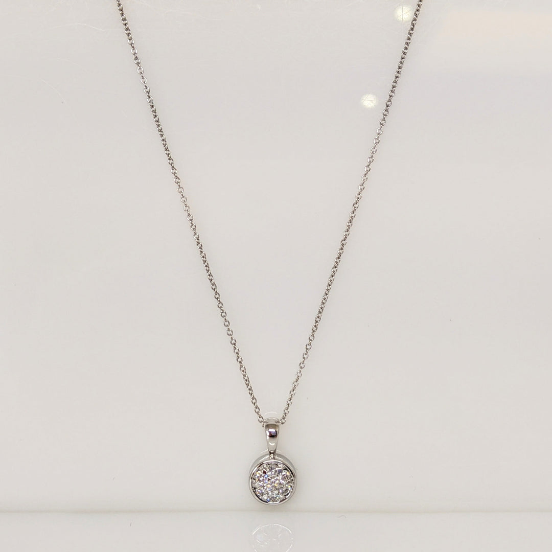 18K WHITE .21 CARAT TOTAL WEIGHT VS1 G DIAMOND ROUND (7) ESTATE CLUSTER PENDANT & CHAIN 2.8 GRAMS