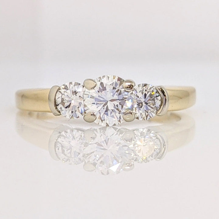 14K .88 CARAT TOTAL WEIGHT VS2 I DIAMOND ROUND (3) ESTATE TRINITY RING 3.4 GRAMS