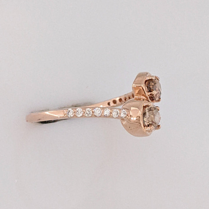 14K ROSE .69 CARAT TOTAL WEIGHT SI2 CHAMPAGNE PEAR (2) ROUND (14) ESTATE BYPASS RING 2.1 GRAMS