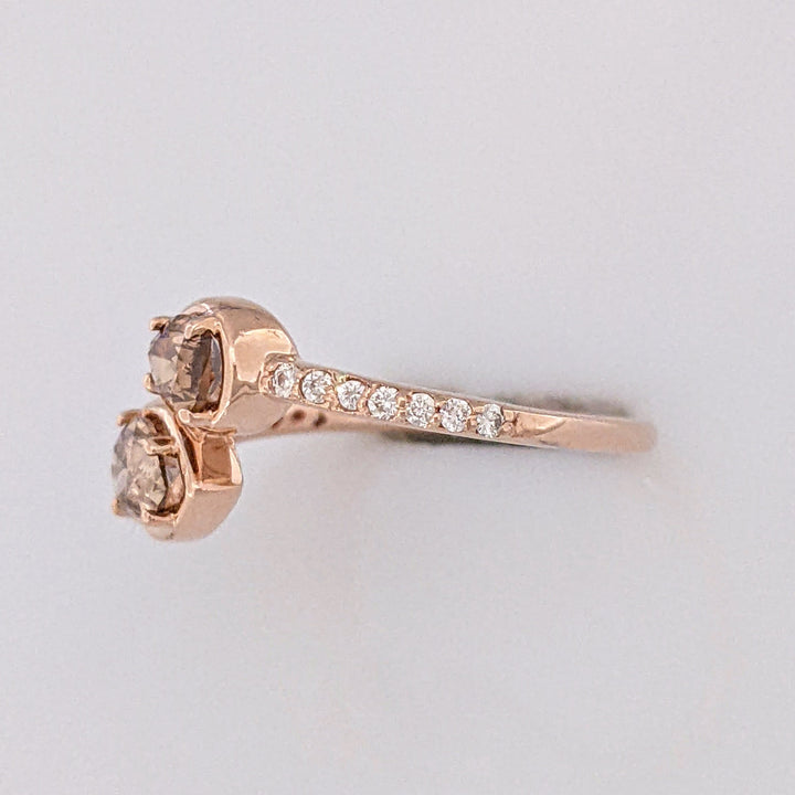 14K ROSE .69 CARAT TOTAL WEIGHT SI2 CHAMPAGNE PEAR (2) ROUND (14) ESTATE BYPASS RING 2.1 GRAMS