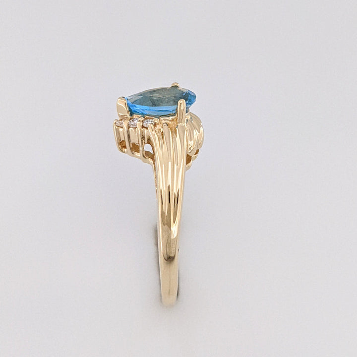 14K BLUE TOPAZ PEAR 5X8 WITH (3) MELEE ESTATE RING 3.4 GRAMS