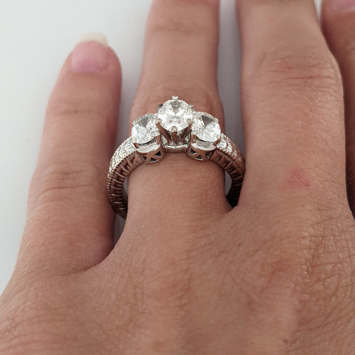 14K WHITE 1.80 CARAT TOTAL WEIGHT I1 I DIAMOND OVAL (3) ESTATE TRINITY RING 6.2 GRAMS