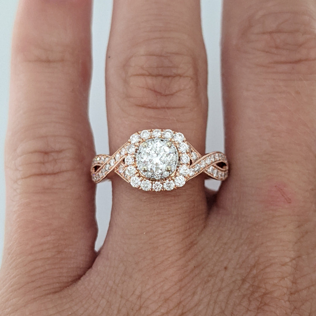 14K ROSE .66 CARAT TOTAL WEIGHT SI-I1 H-I DIAMOND ROUND (55) NEIL LANE TWIST HALO ESTATE RING 4.3 GRAMS