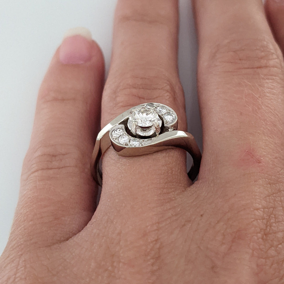 14K WHITE .50 CARAT TOTAL WEIGHT SI2 J DIAMOND ROUND (7) BYPASS ESTATE RING 3.7 GRAMS