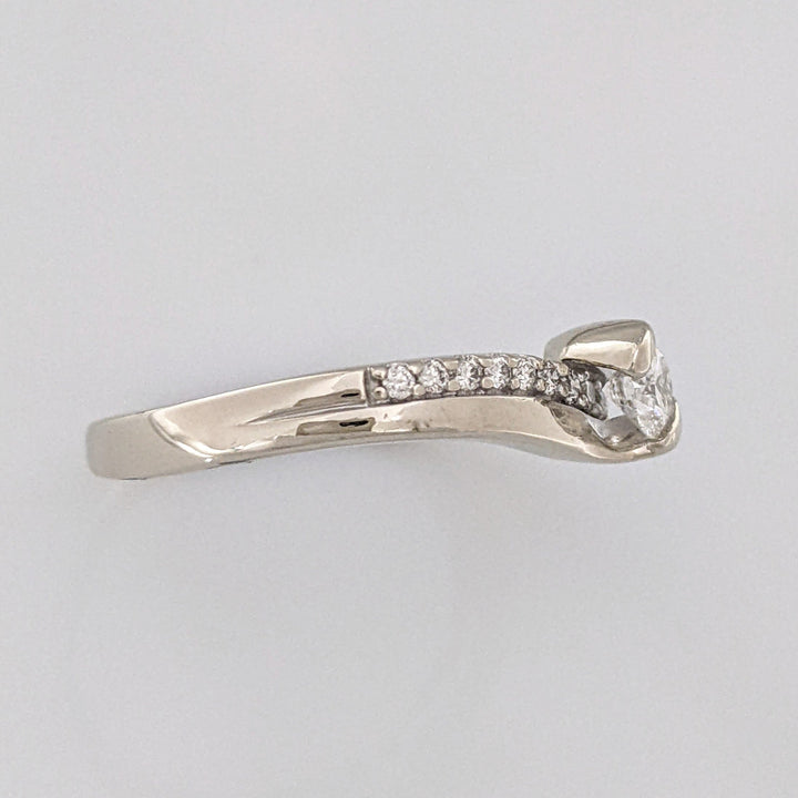 14K .48 CARAT TOTAL WEIGHT I1 H DIAMOND ROUND (16) BYPASS ESTATE RING 4.3 GRAMS