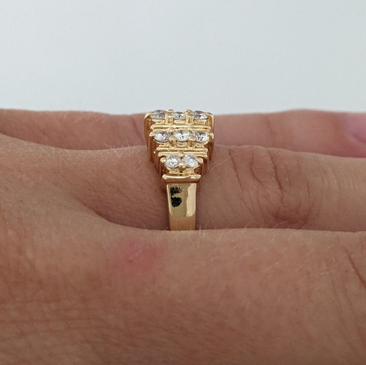 14K .51 CARAT TOTAL WEIGHT SI2-I1 H DIAMOND ROUND (15) 5-ROW ESTATE BAND 4.6 GRAMS