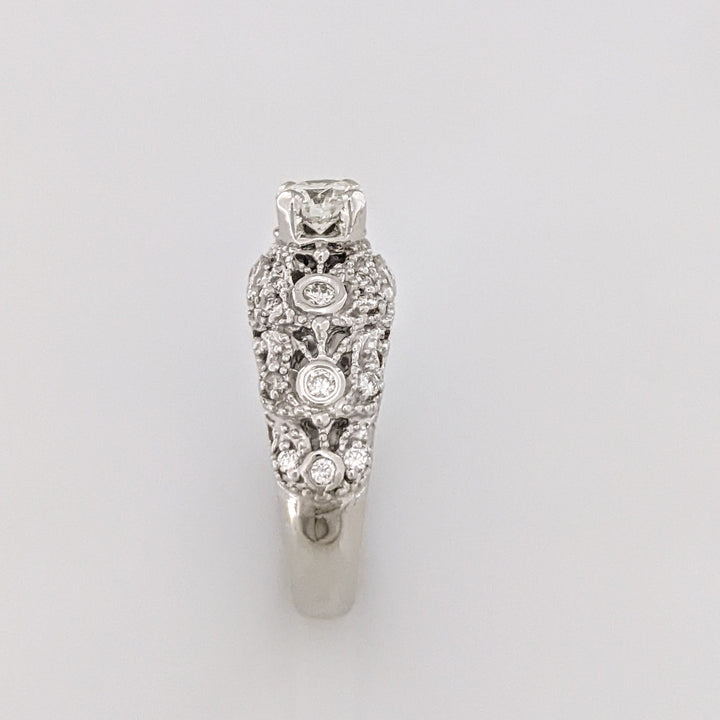 14k WHITE .93 CARAT TOTAL WEIGHT VS2 L DIAMOND ROUND (25) ESTATE RING 6.9 GRAMS