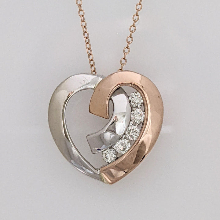 14K TWO-TONE .20 CARAT TOTAL WEIGHT SI H-I DIAMOND ROUND (5) ESTATE HEART PENDANT & CHAIN 4.6 GRAMS