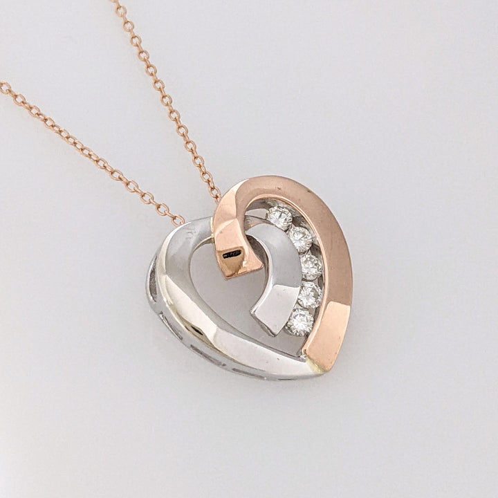 14K TWO-TONE .20 CARAT TOTAL WEIGHT SI H-I DIAMOND ROUND (5) ESTATE HEART PENDANT & CHAIN 4.6 GRAMS