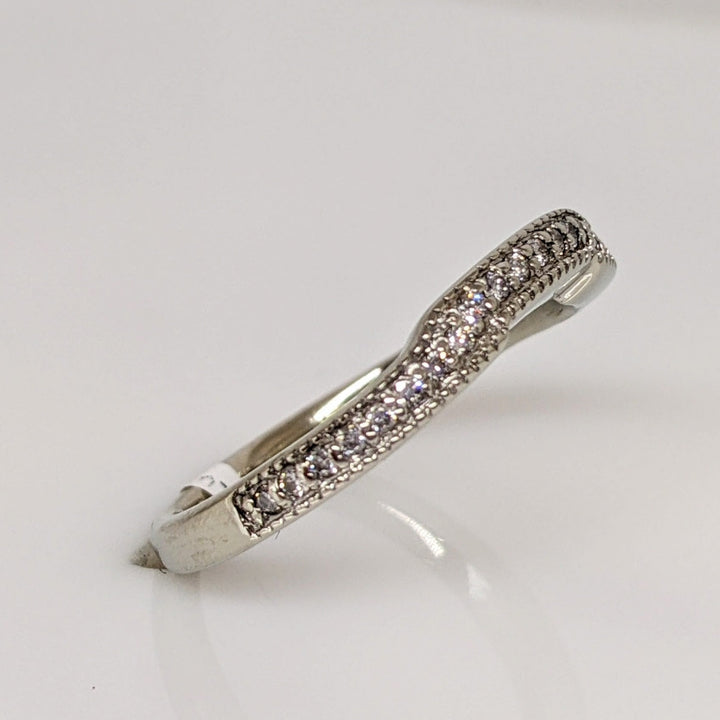 14K WHITE .16 CARAT TOTAL WEIGHT DIAMOND ROUND KNOTCHED ESTATE BAND 3.0 GRAMS